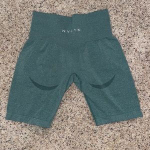 NVGTN biker shorts